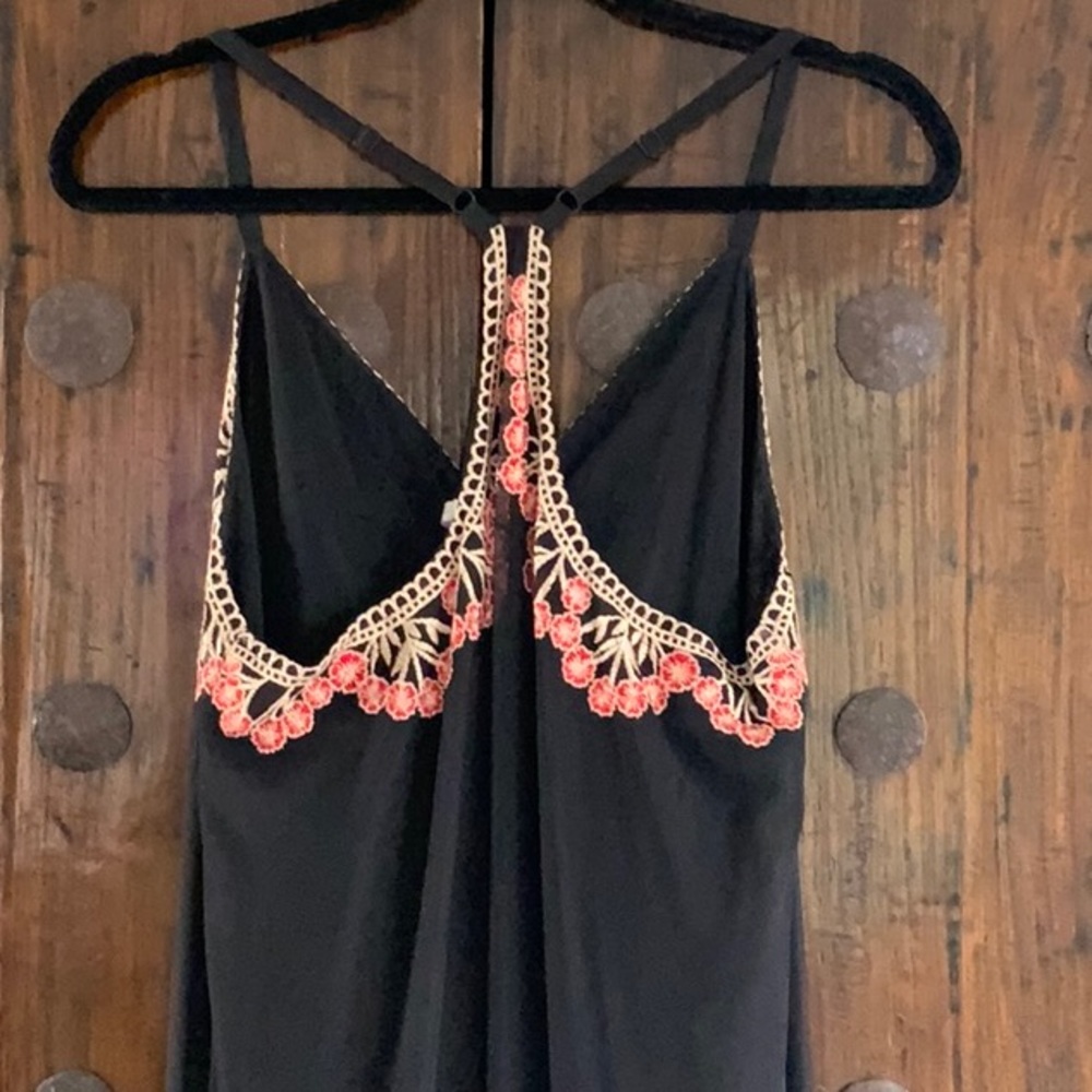 Dress - Picture 5 of 7